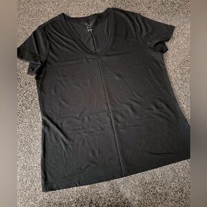 A New Day Classic Black V-Neck Women's Top NWOT